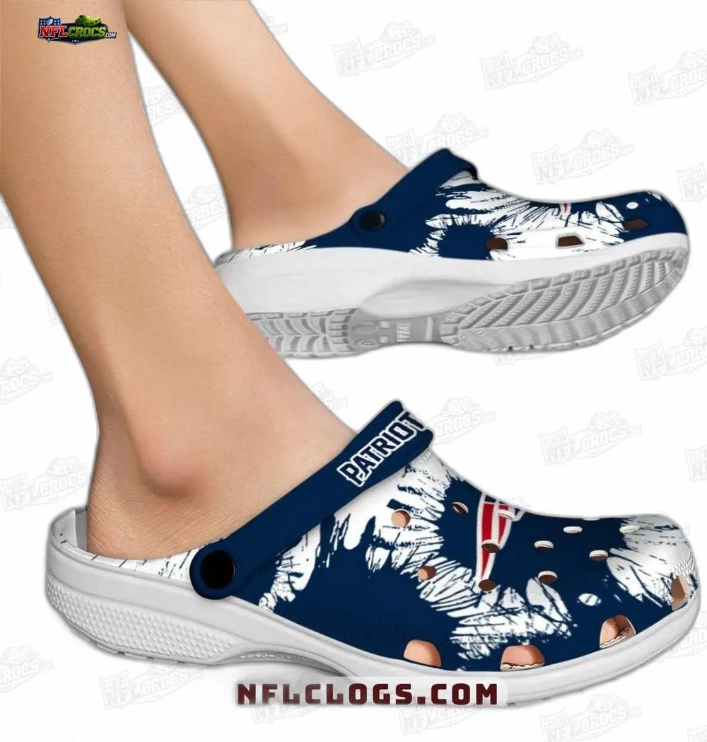 New England Patriots White Splash Burst Crocs – Navy Logo Fan Clogs New England Patriots White Splash Burst Crocs – Navy Logo Fan Clogs